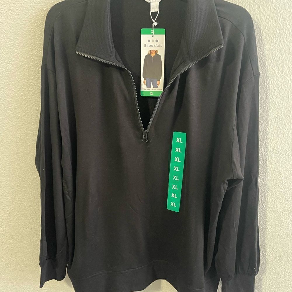 ThreeāDotsā1/4āZipāWomenāsāPulloverāSweatshirt